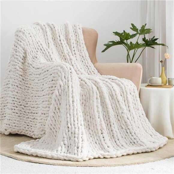 Chunky Knit Throw Blanket 50" X 60", 100% Hand Made Large Chenille Loop Yarn - Picture 4 of 7
